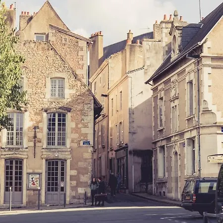 La Maison De La Liberté Alexandra David-néel * Poitiers