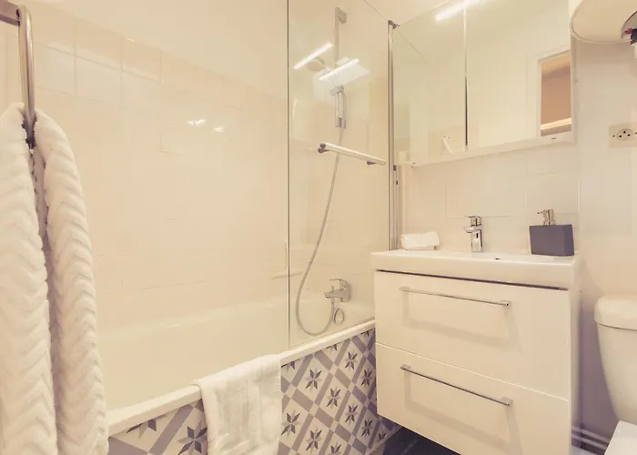 La Maison De La Liberte Alexandra David-neel Апартаменты *